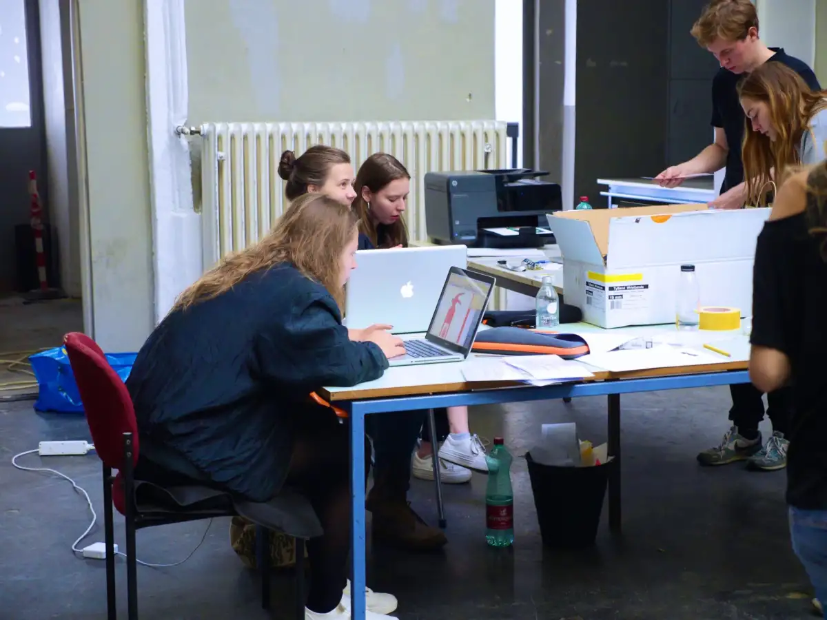 Parallel Vienna 2015/ Team