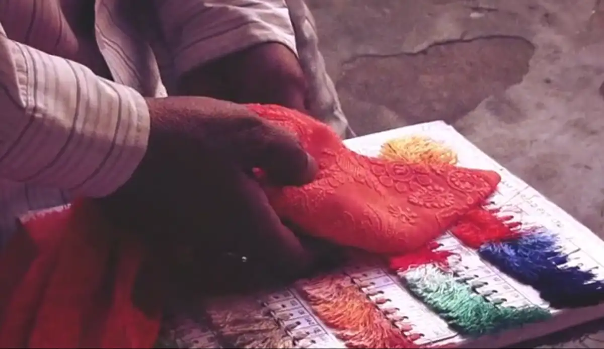 Tereza Kuldova/ Filmstill von "Lucknow: The Making of Chikan Embroidery"